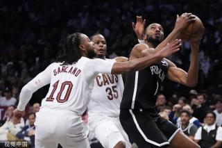 一步强调了 一步强调了