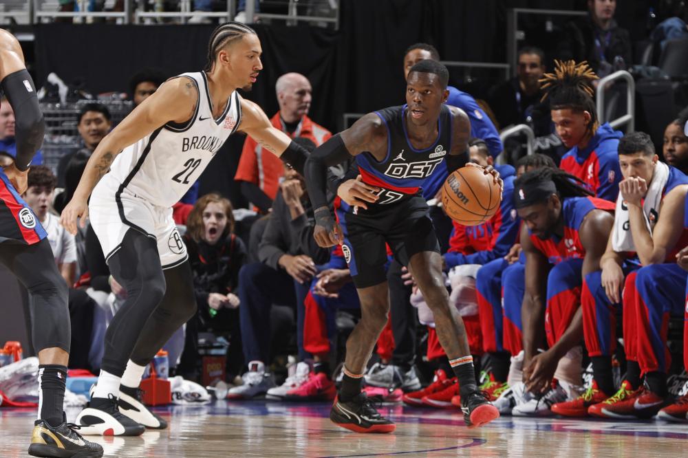 向全球招募 向全球招募